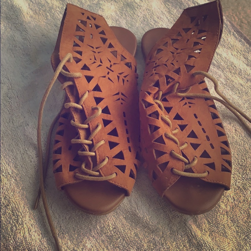 Dollhouse open toes moccasin flats